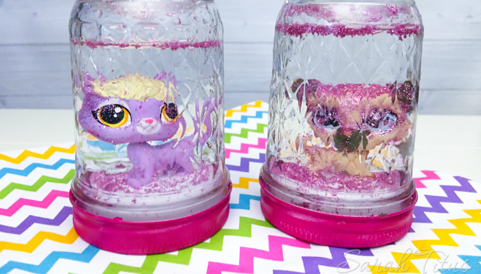 These Littlest Pet Shop snow globes are the perfect DIY craft to make for a play date, a birthday party, or the holiday season. LPS rocks! 