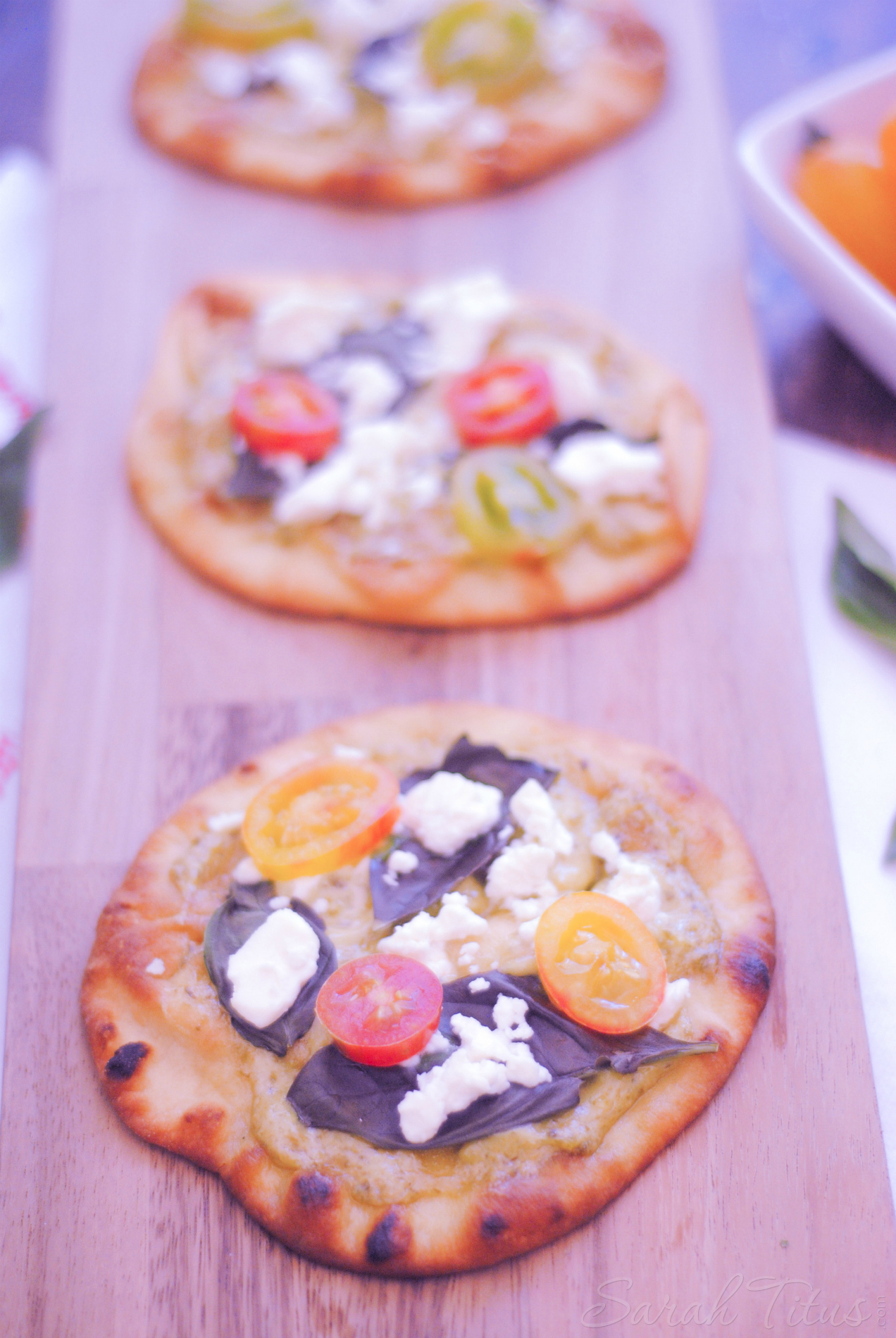 Are you tired of the same old pizza with red sauce? Step out of your "pizza rut" with this Mini Naan Pizza! So good, I bet you can't eat just one! 
