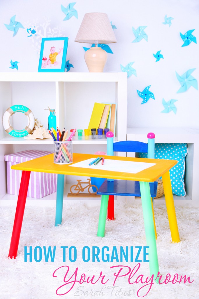 If you are lucky enough to have a dedicated playroom for your children, then you will want to know all the best strategies to keep it organized. Don't miss How to Organize your Playroom!