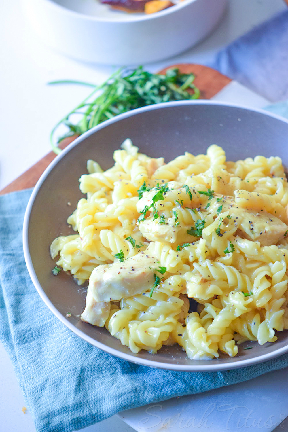 During the week, when we are busy with school and work, quick and easy meals are the way to go! This One Pot Tuscan Chicken Pasta does it all, plus it's less cleanup afterwards!