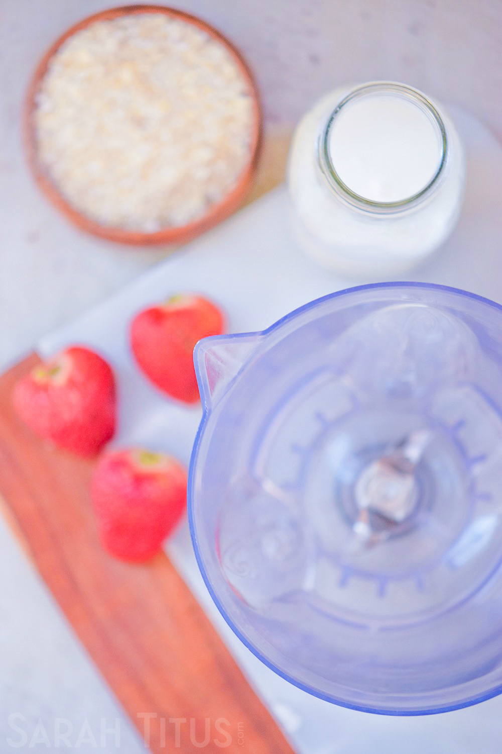 What to do with those flavorless oatmeal packets no one will eat- make this delicious Strawberry Breakfast Milkshake!
