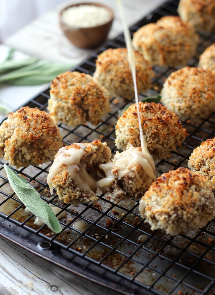 20 Easy and Delicious Thanksgiving Leftover Recipes - Thanksgiving Balls