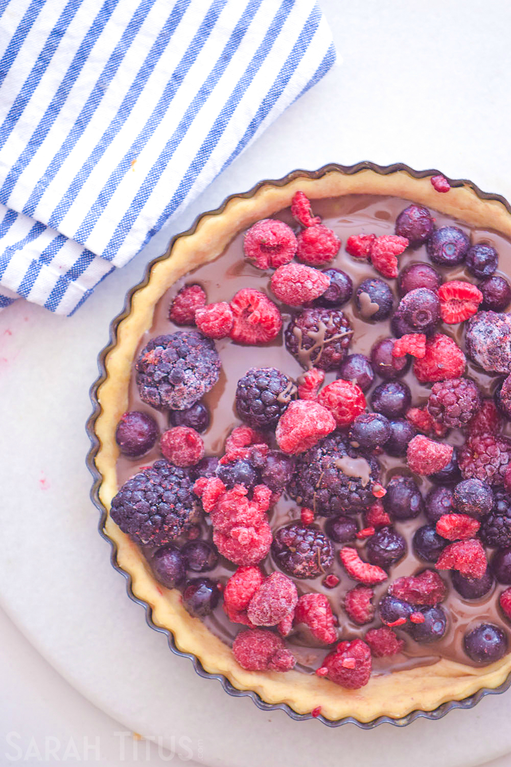 Everyone loves chocolate, am I right? This Chocolate Berry Pie is a non-traditional spin on chocolate pie paired with 3 types of berries. You'll adore it!