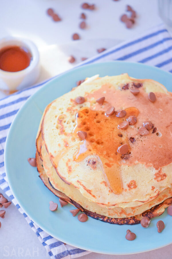 I don't know about you, but I'll take any excuse to eat chocolate in the morning! These Chocolate Chip Pancakes give you just that!