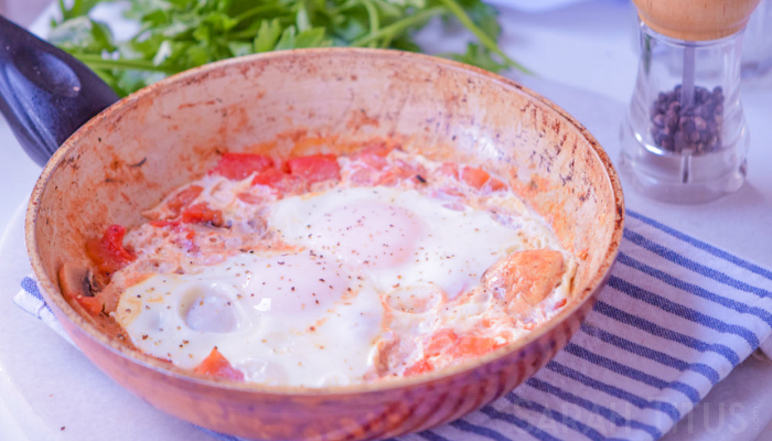 These Italian Eggs are a great take on traditional eggs and is a great addition to your breakfast recipe repertoire.