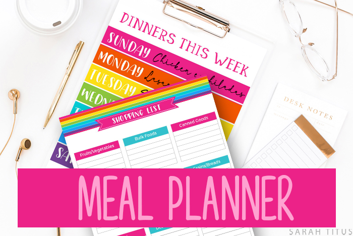 Ditch the overwhelm and save money by planning ahead with this free printable meal planner! #freeprintablemealplanner #mealplanner #printablemealplanner