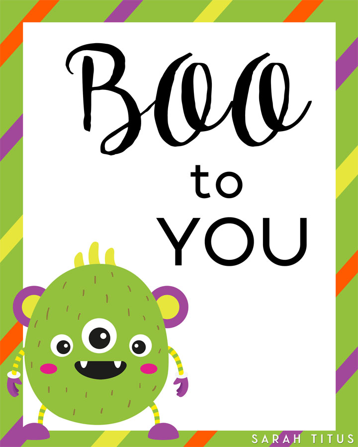 Wouldn't it be nice for houses that hand out candy to have a Halloween printable door sign letting you know they are participating? Now you can! Get your free printable here!