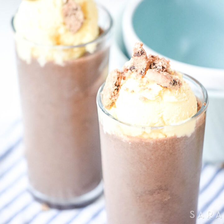 There is nothing quite as delicious as a chocolate milkshake. Instead of spending money at the ice cream parlor, you can make your own Chocolate Milkshake with Ice Cream to sip at home.