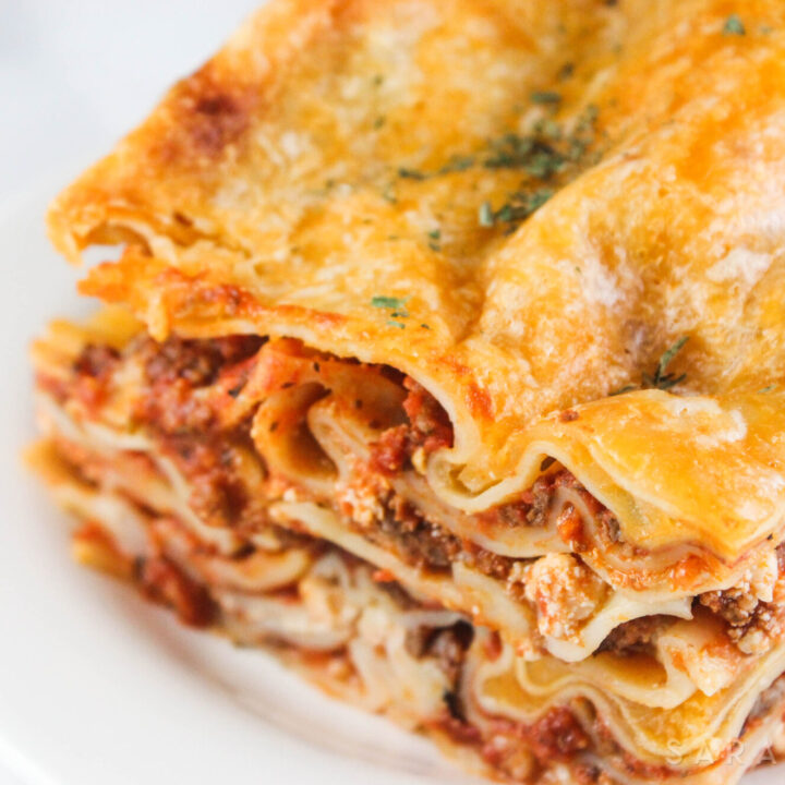If you are like me, and love Italian cuisine, this Ground Beef and Italian Sausage Lasagna is for you. This simple, but yet delicious recipe will have your family coming back for seconds! 