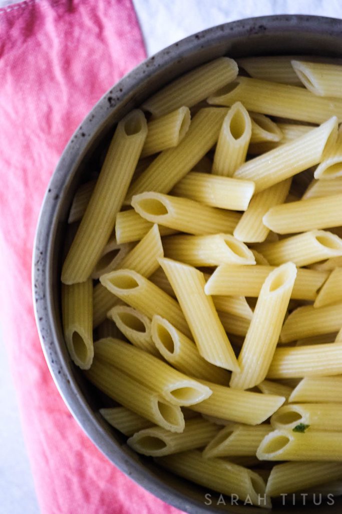 This Roasted Veggies Pasta is a quick and healthy recipe that is perfect for busy weekday evenings. It is also a great way to add more vegetarian meals to your diet!