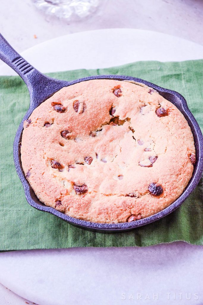 When you think of cooking in a skillet, cookies probably are not the first thing that come to mind. But, this Skillet Cookie will change that! This is a great alternative to a traditional birthday cake for your next party. Yum!