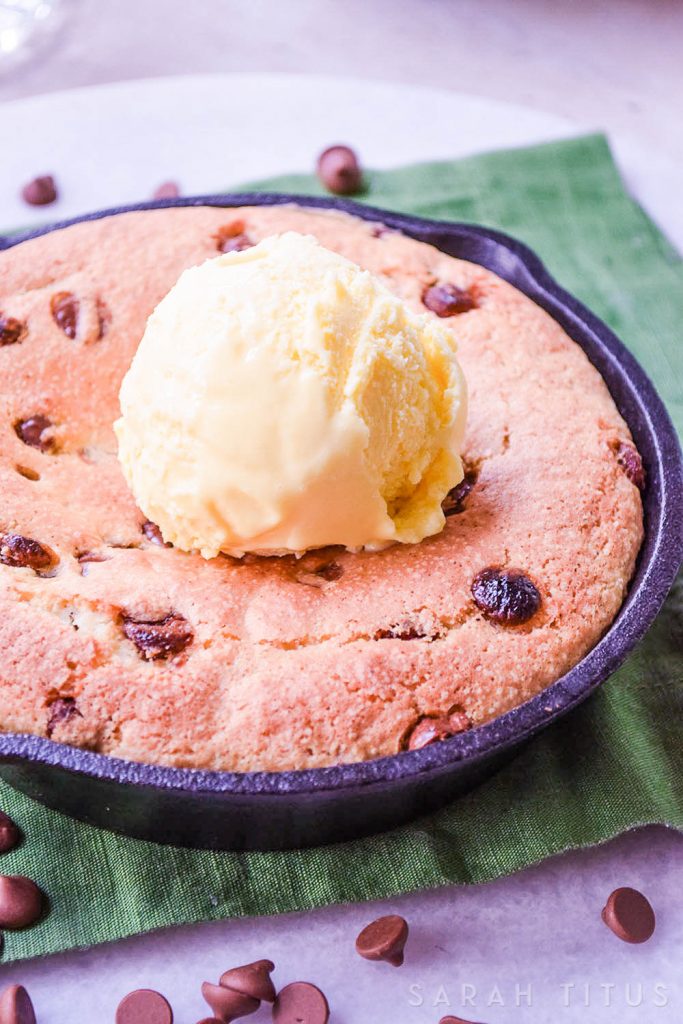 When you think of cooking in a skillet, cookies probably are not the first thing that come to mind. But, this Skillet Cookie will change that! This is a great alternative to a traditional birthday cake for your next party. Yum!