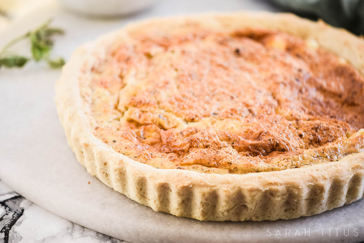 Are you hosting a brunch or just want to make something quick and delicious? This Super Easy Quiche is so simple, but so good that you will be back for seconds, and maybe thirds!