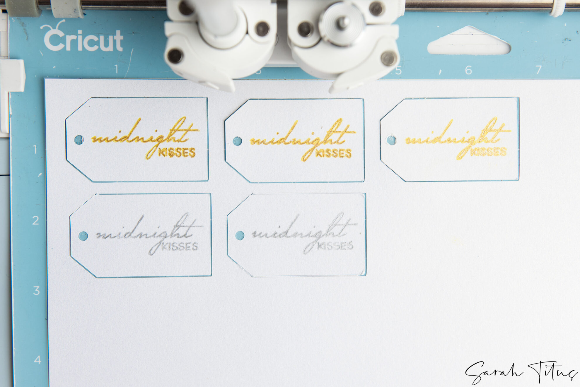Cute DIY Cricut Surprise Gift Box for Your Loved Ones (+ SVG)