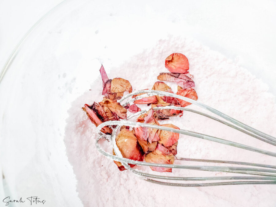 Best Rose Petals DIY Bath Bombs Recipe For You