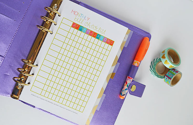 Making sure all the bills are being paid on time becomes practically effortless with this functional monthly bill checklist.