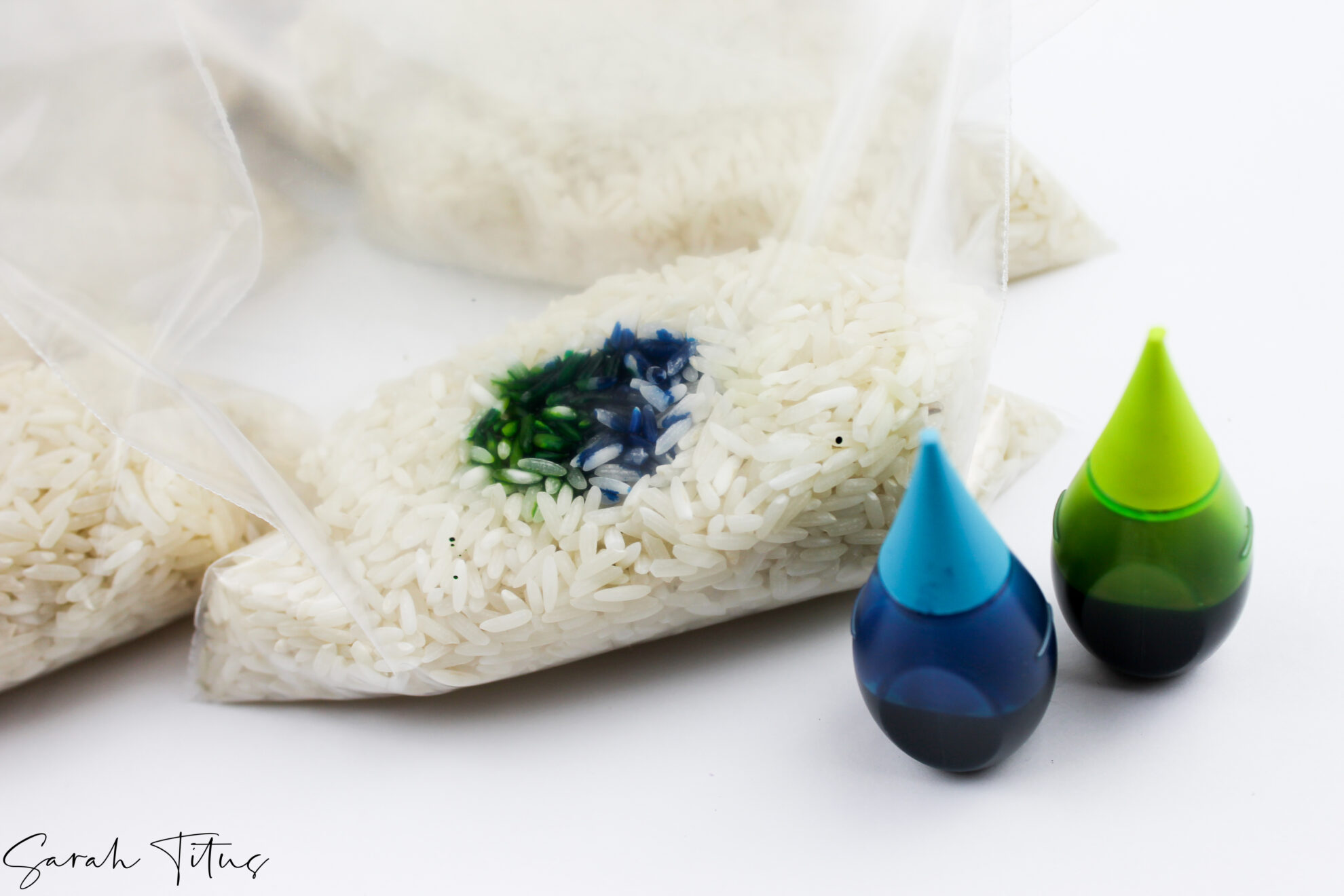 Super Easy Speckled Art Dying Eggs With Rice