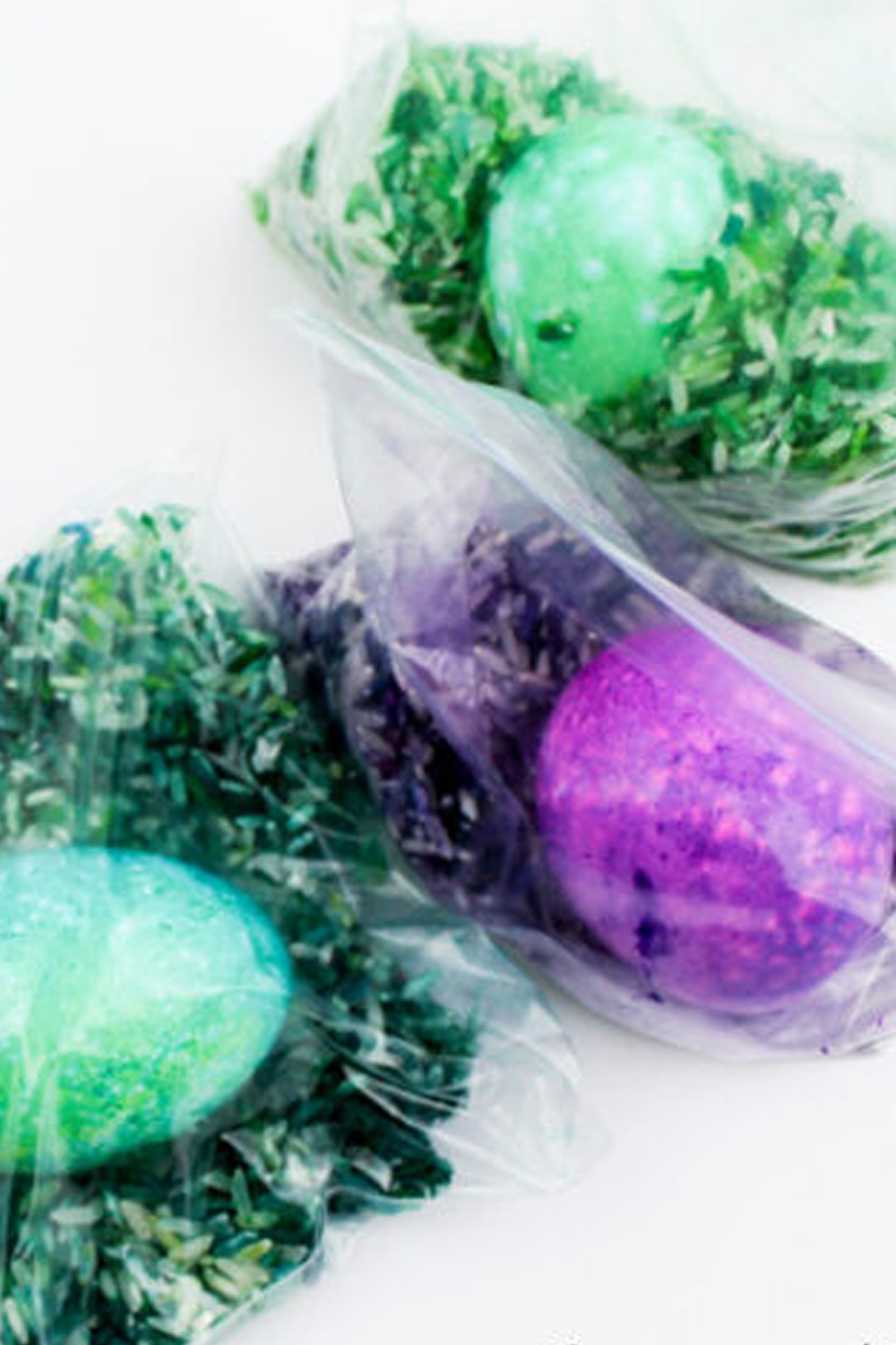 Super Easy Speckled Art Dying Eggs With Rice