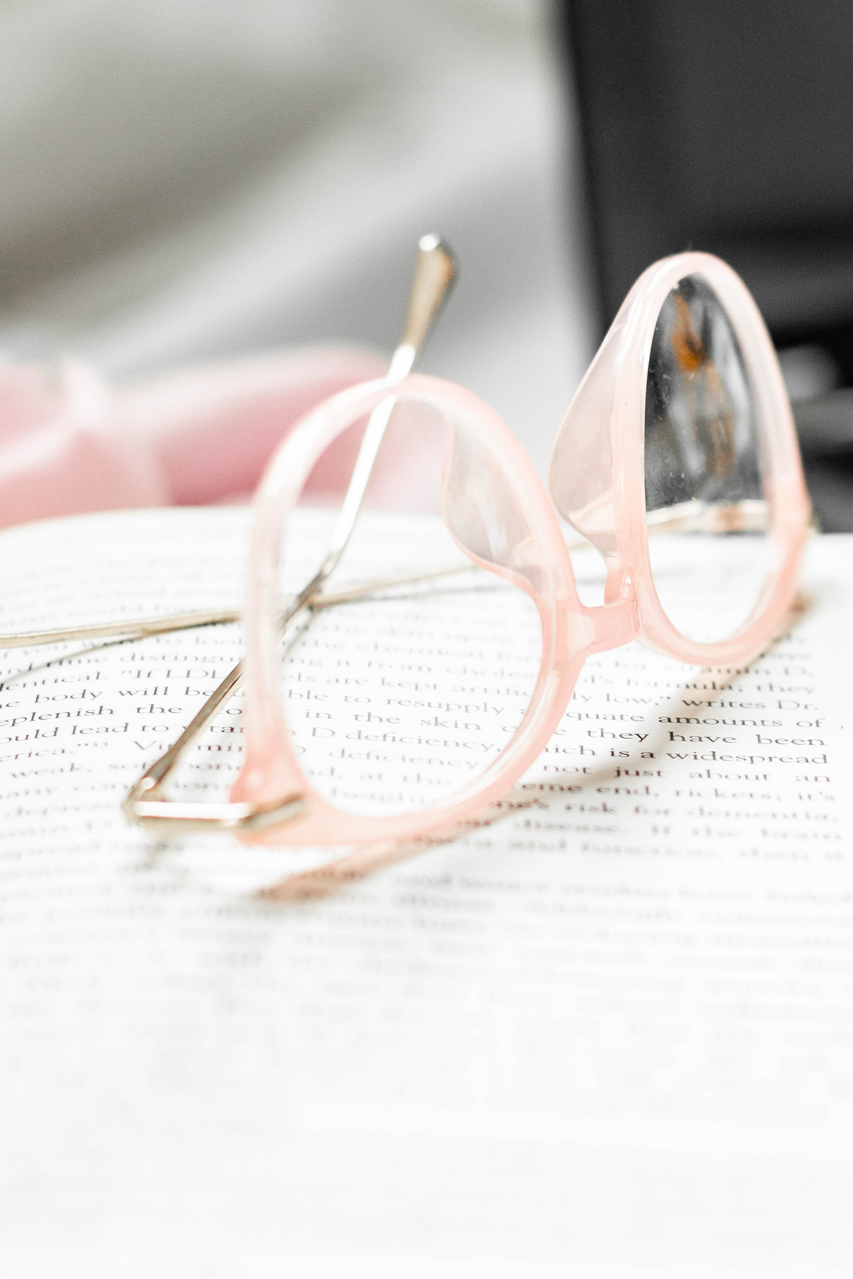 25 Shortest Bible Verses in the Bible